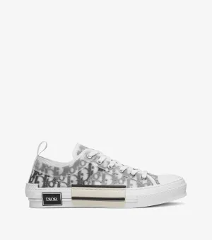 B23 Low-Top Sneaker