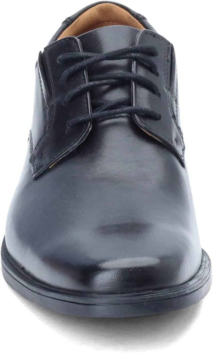 Clarks Men's Tilden Plain II Oxford
