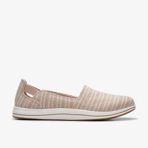 Clarks Women's Breeze Step II Sand