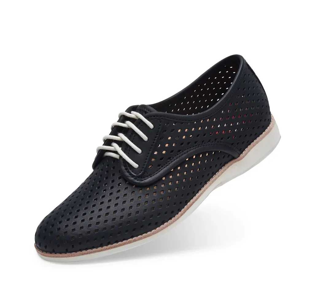 Derby Punch Black