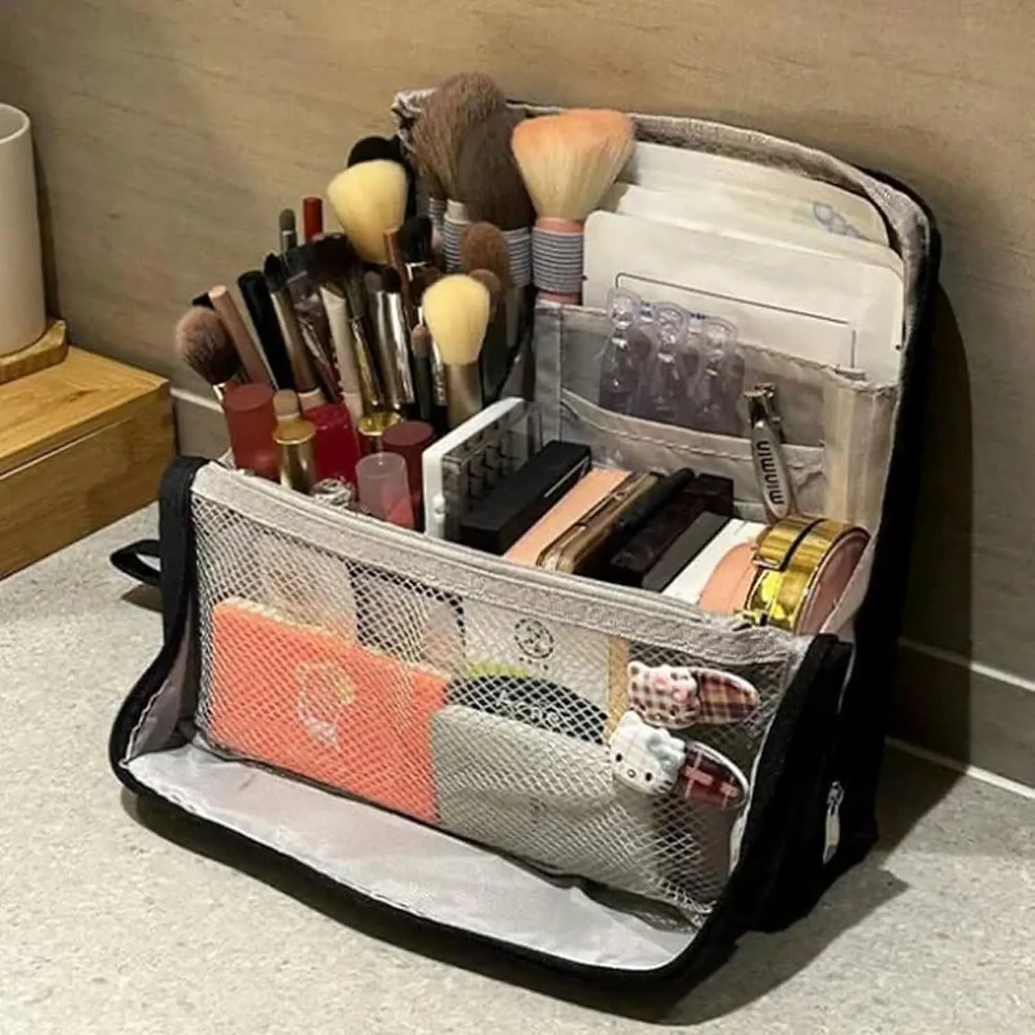 Doresty Makeup Bag,Standing Makeup Bag – Portable, Large Capacity,Waterproof,Multi-Purpose Large Capacity Oxford Cloth Standing Makeups Bags,for Daily,Travel (Black)