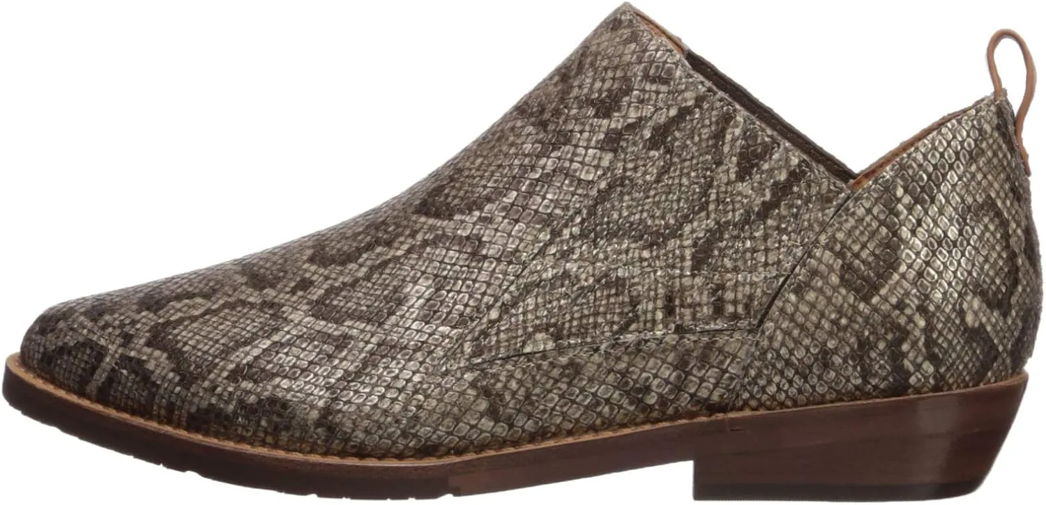 Gentle Souls by Kenneth Cole Women's Neptune Chelsea 2 Wentern Ankle Bootie