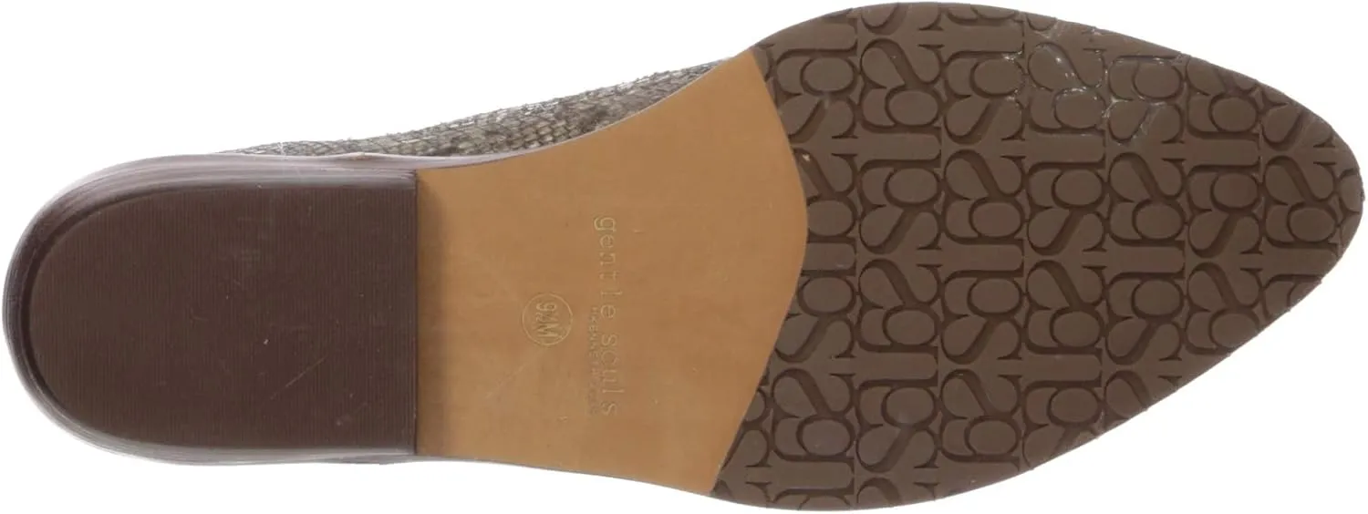 Gentle Souls by Kenneth Cole Women's Neptune Chelsea 2 Wentern Ankle Bootie