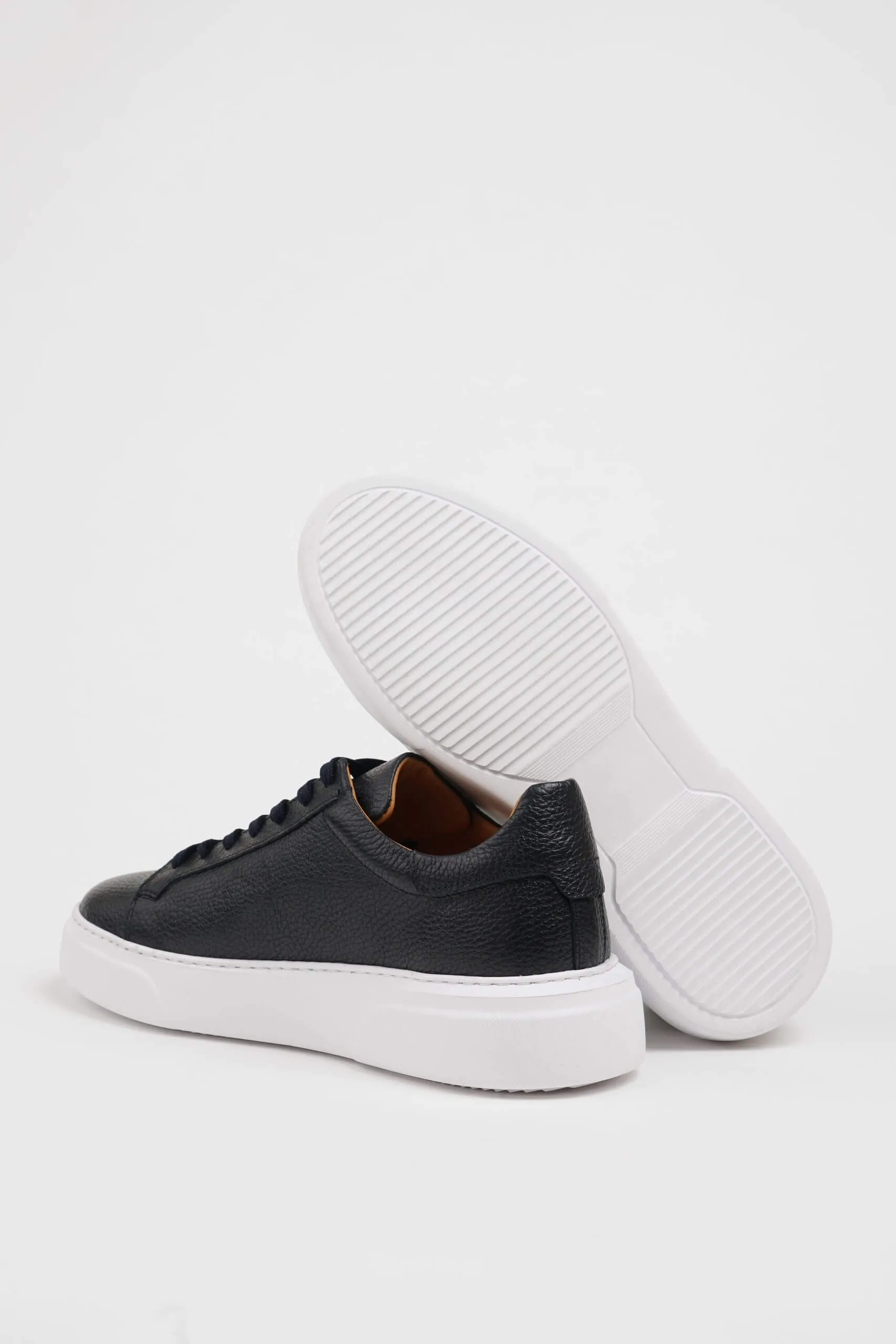 HolloShoe Navy Grained Leather Low-Top Sneakers