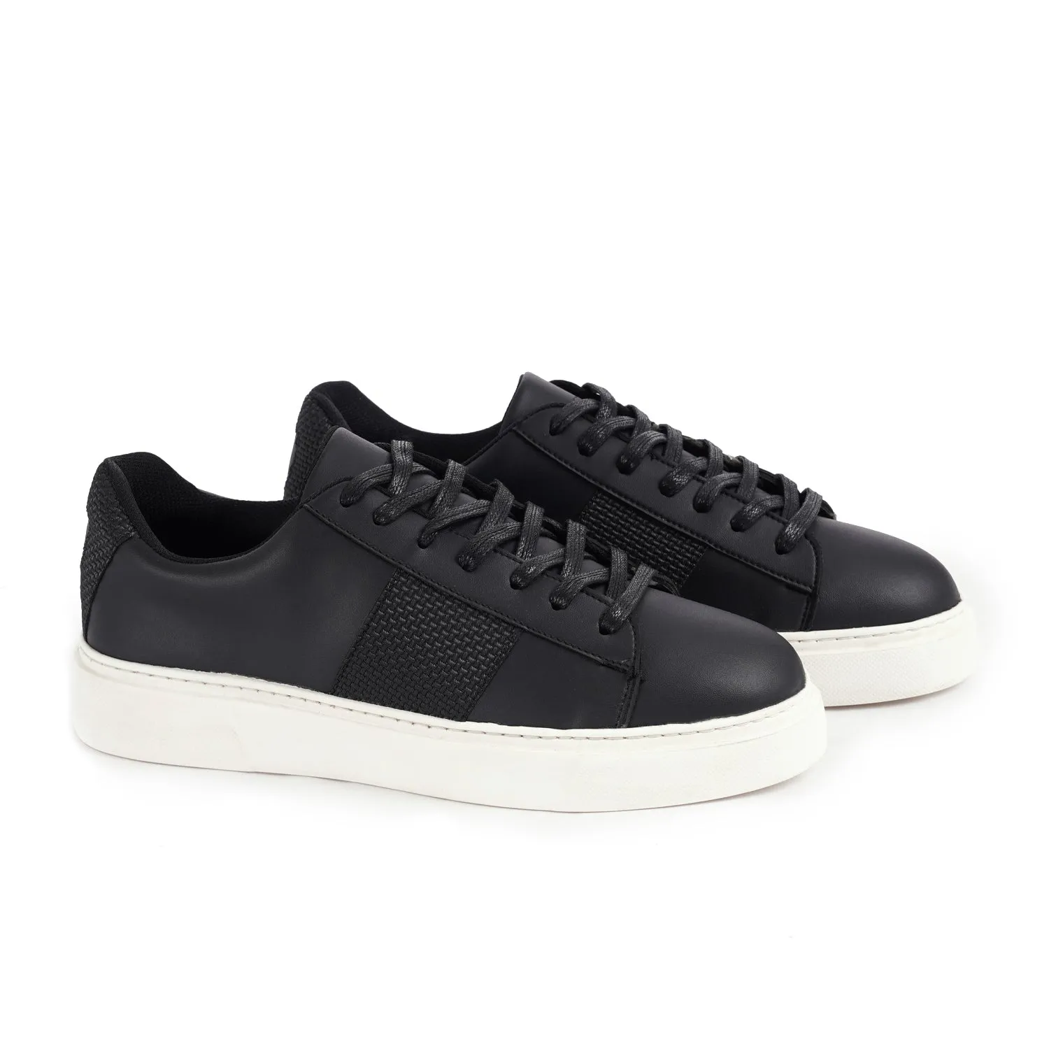 Low Top Laced Sneaker