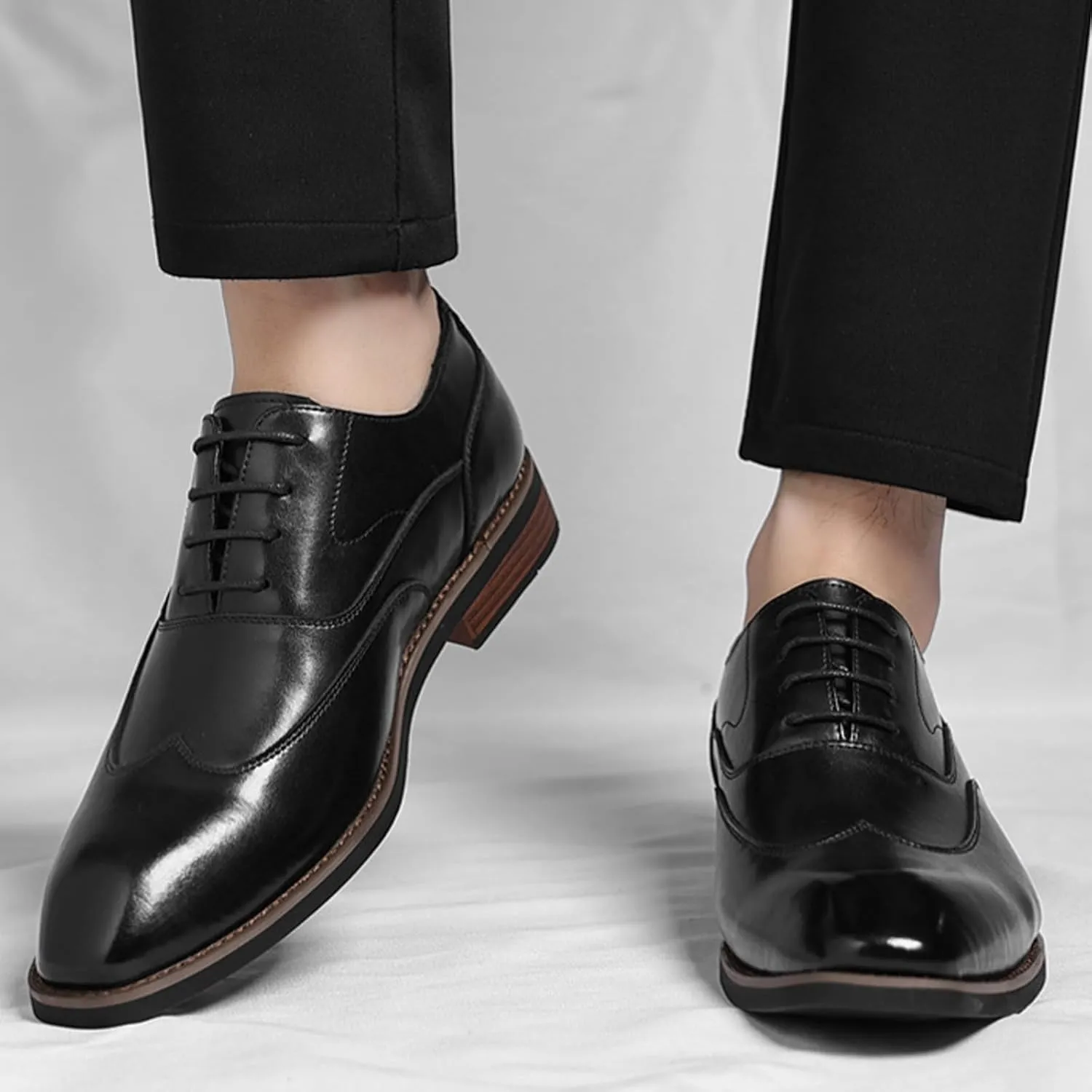 Men's Leather Brogue Wingtip Low Chunky Heel Lace-up Oxford Shoes Retro Gradient Pointed Toe Comfortable Non-Slip Slip On Derby Shoes Business Formal Party Wedding