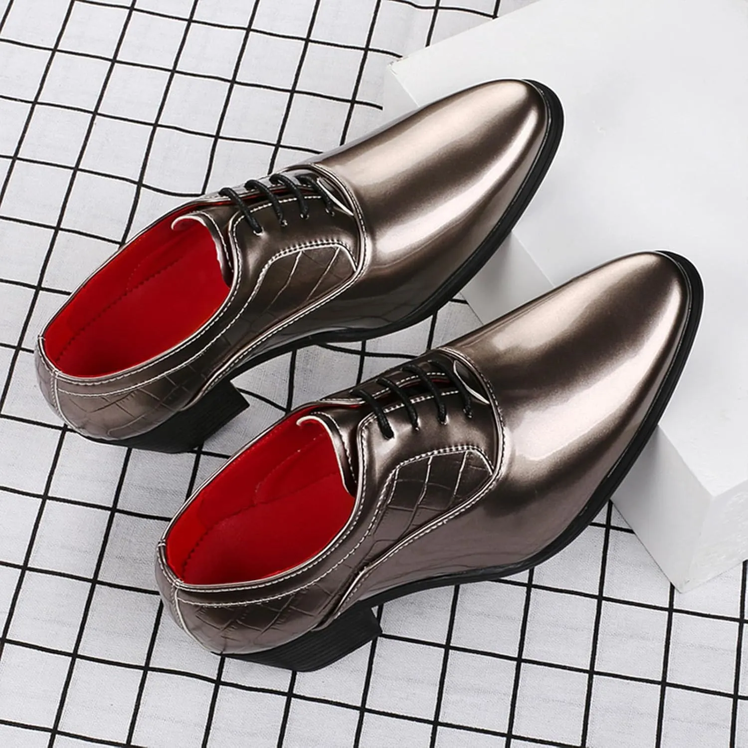 Men's Patent Leather Chunky Heel Oxford Shoes Pointed Toe Lace-up Fashion High Heels Business Work Wedding Prom Dress Derby Shoes