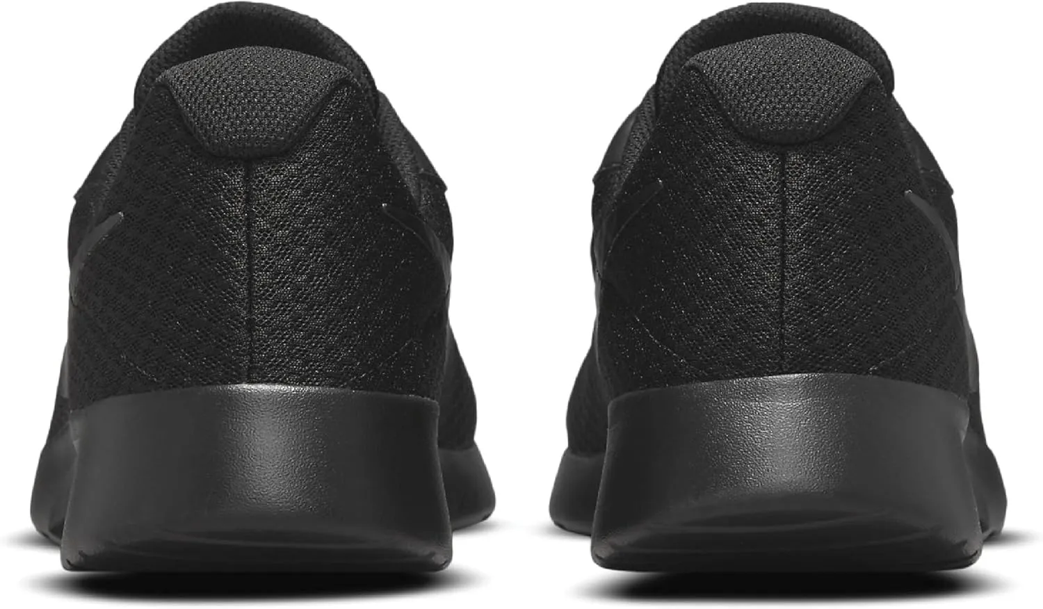 NIKE Men's Low-Top Sneaker