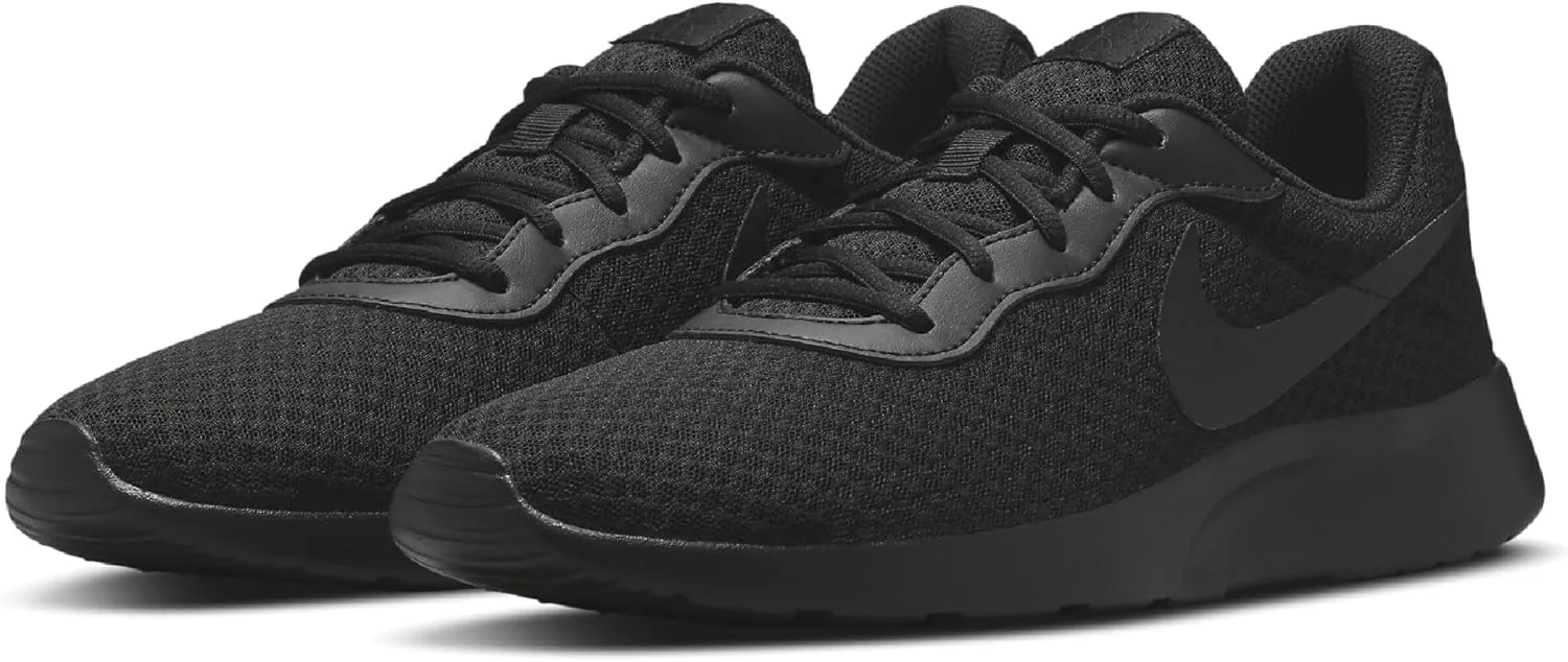 NIKE Men's Low-Top Sneaker