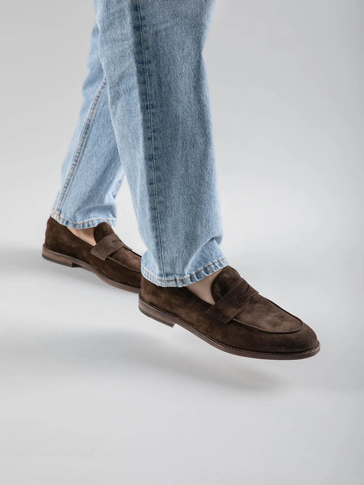 OPERA 001 - Mocassini Penny Loafer in Pelle Scamosciata Marrone