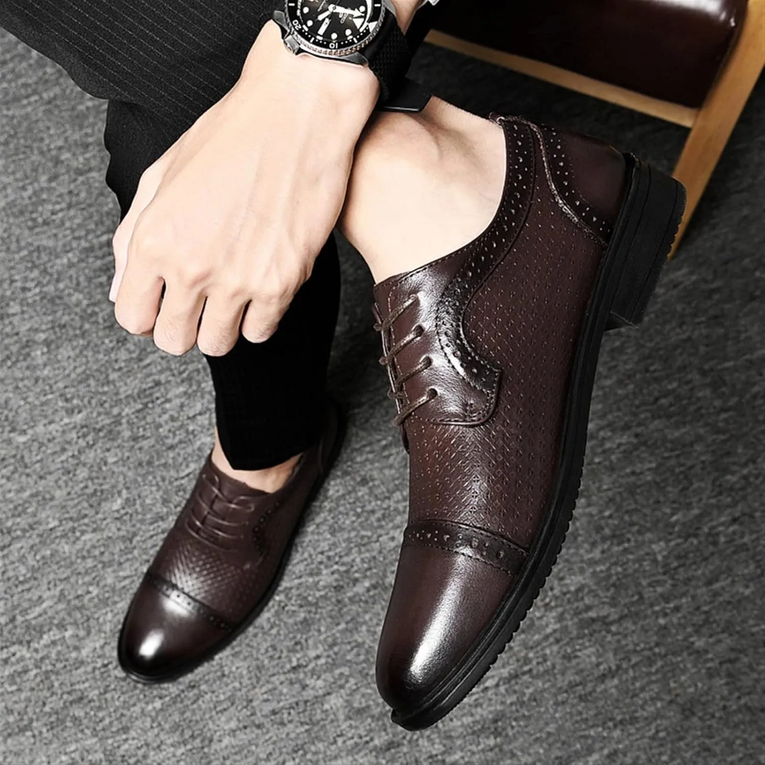 Single Season Oxford Dress Shoes for Men Lace Up Cap Toe Burnished Toe Derby Shoes Vegan Leather Rubber Sole Slip Resistant Block Heel Low Top Classic Very Popular Among Young People