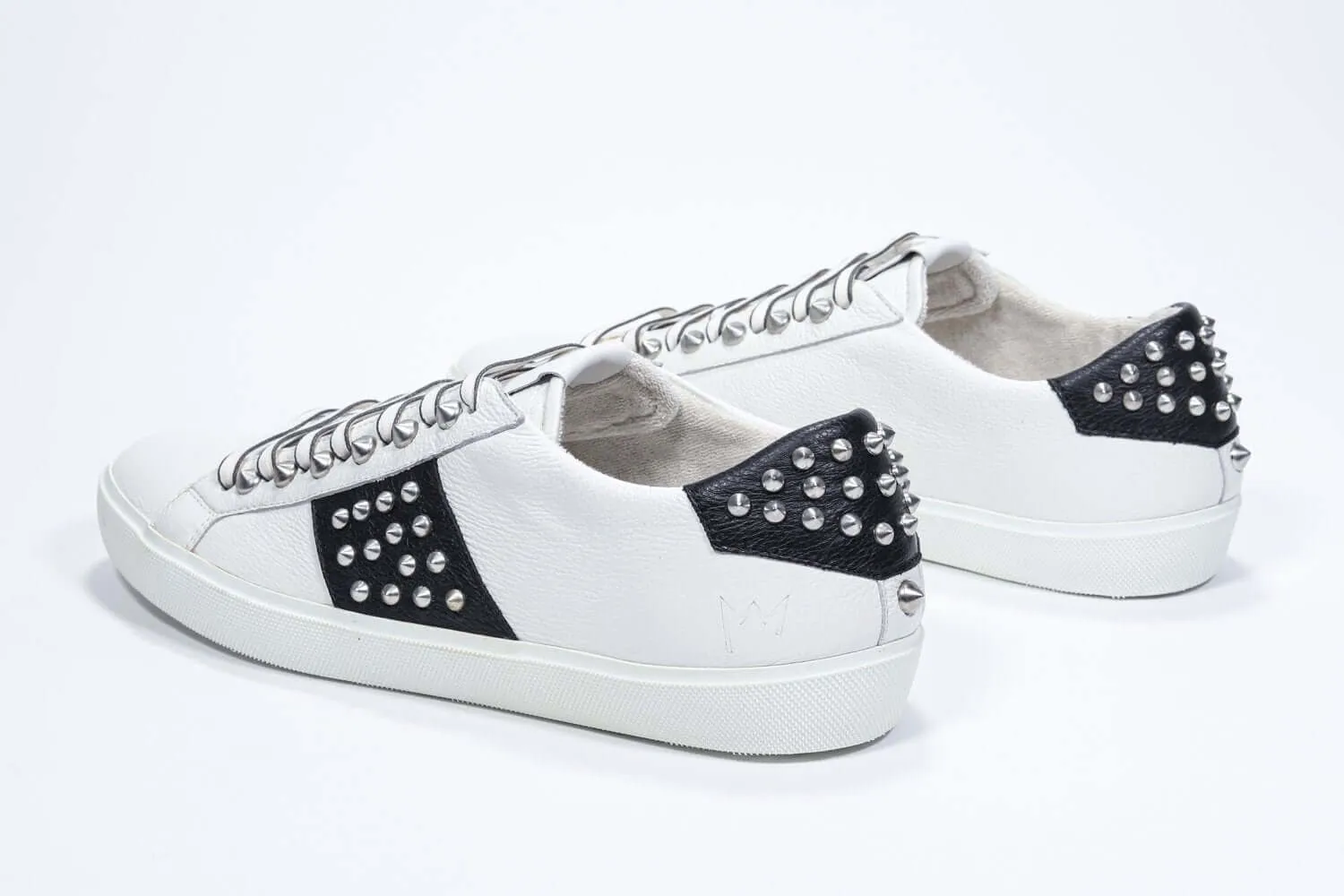 STUDLIGHT | Black & White - Low Top - Women