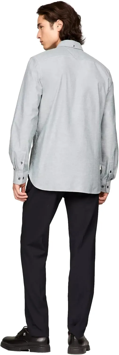 TOMMY HILFIGER Men's Signature Long Sleeve Casual Button Down Shirt in Regular Fit 2025 Collection