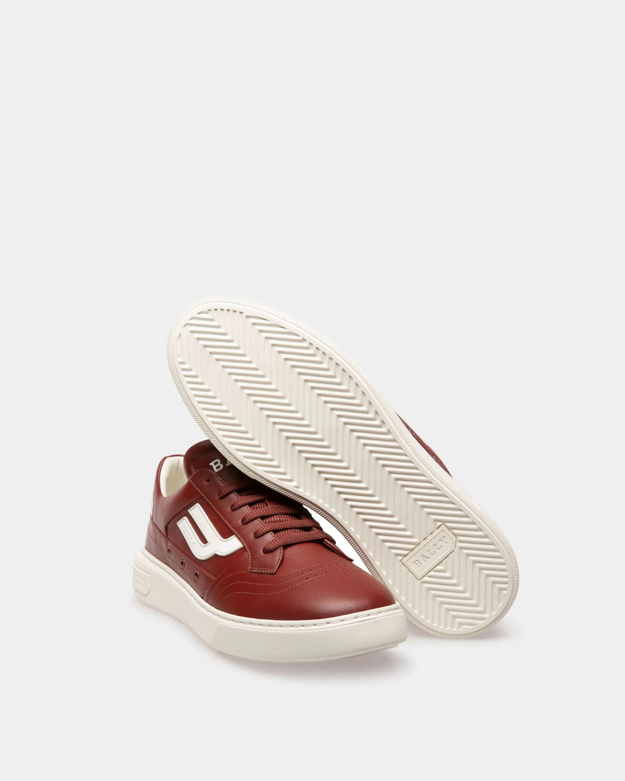 Triumph Sneakers In Heritage Red And White Leather