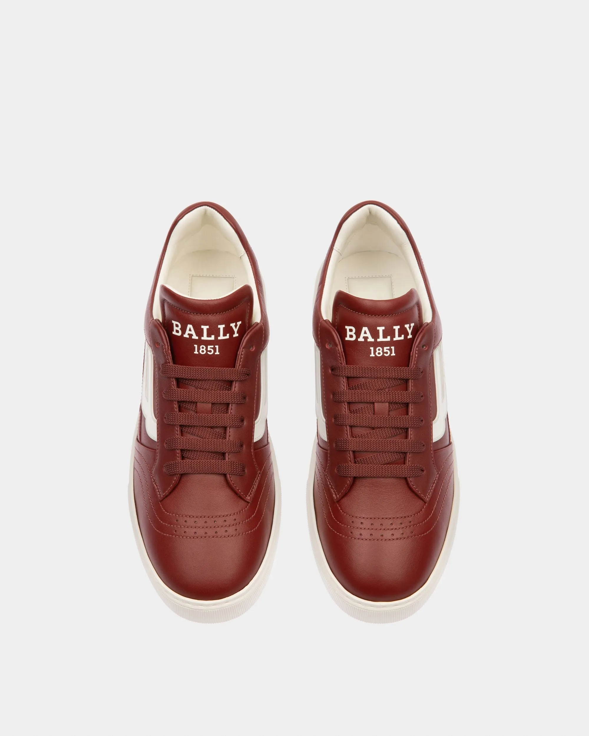 Triumph Sneakers In Heritage Red And White Leather