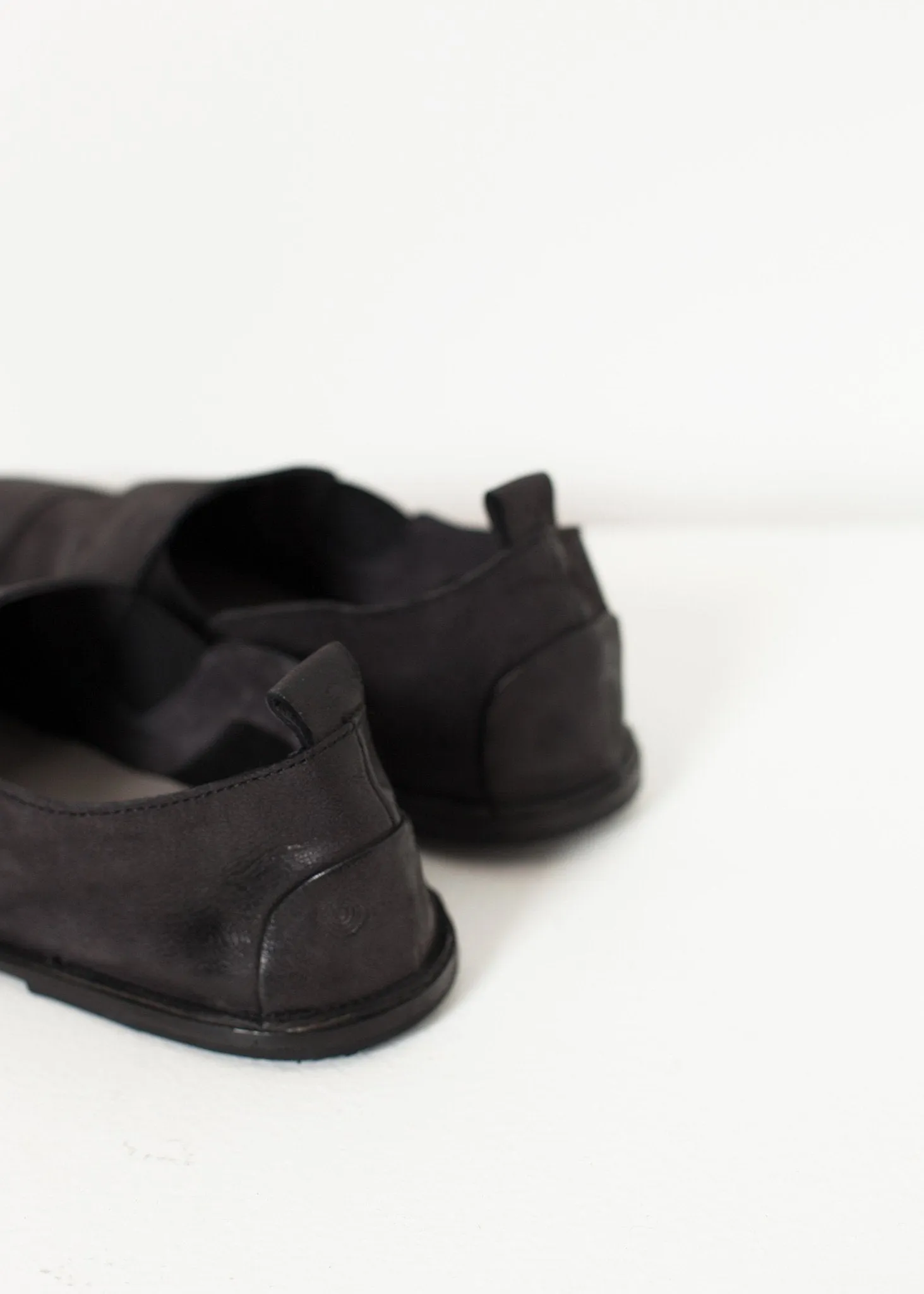 Value-packed Chelsea Black Easy returns Low in Boot