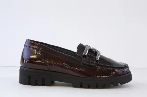 WALDLAUFER - 723508 143 H-SERENA -LOAFER WITH BUCKLE DETAIL- H FIT - WINE PATENT